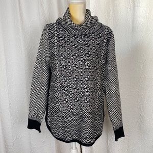 Lucky Brand Black and White Graphic Knit Turtleneck Sweater - M